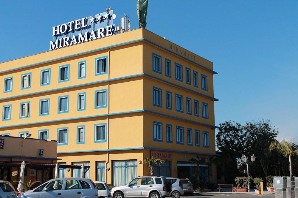 Miramare Hotel CTA Exterior foto